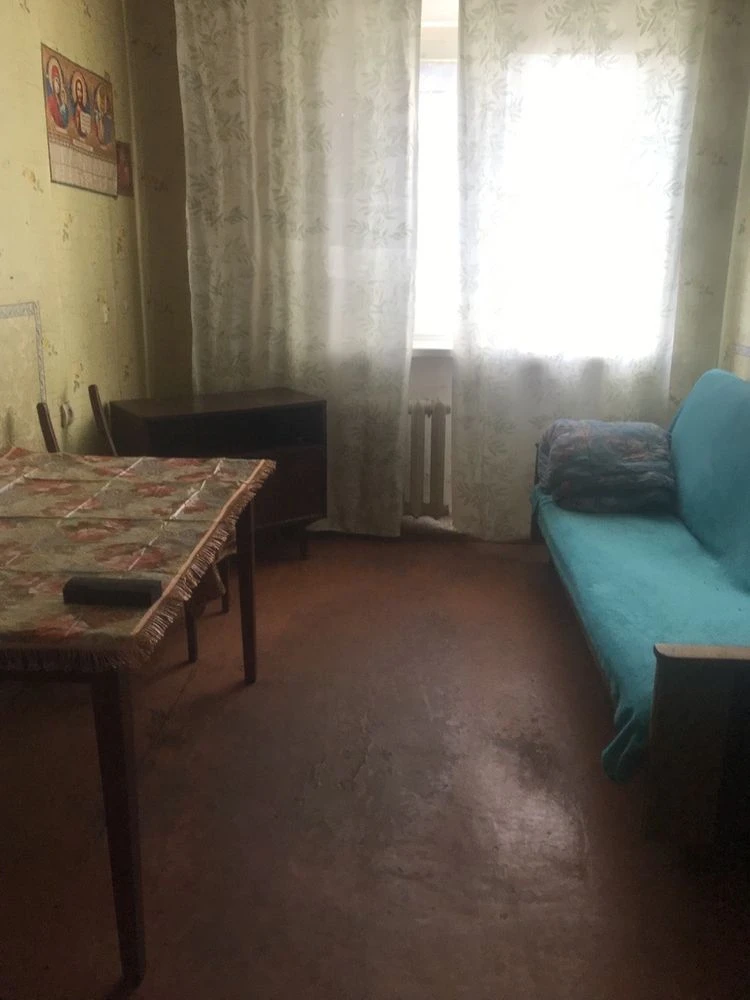 Продаю комнату 11 м² в общежитии, Черноморск, 5500$