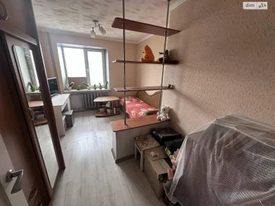 Продаж Кімната
