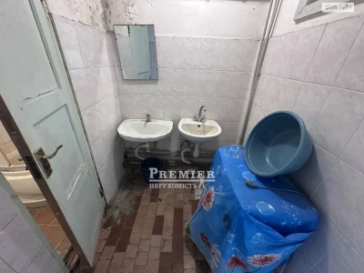 Продаж Кімната