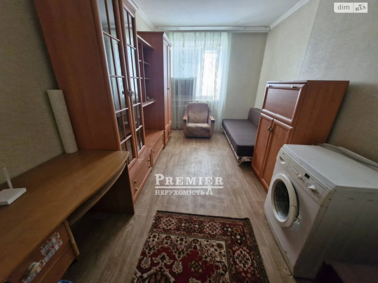 Продаж Кімната