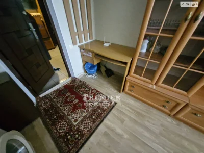 Продаж Кімната