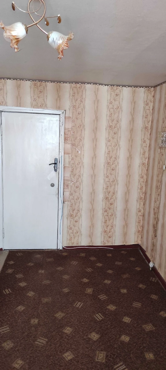 Продам кімнати в гуртожитку  Сумська обл,м.Конотоп.