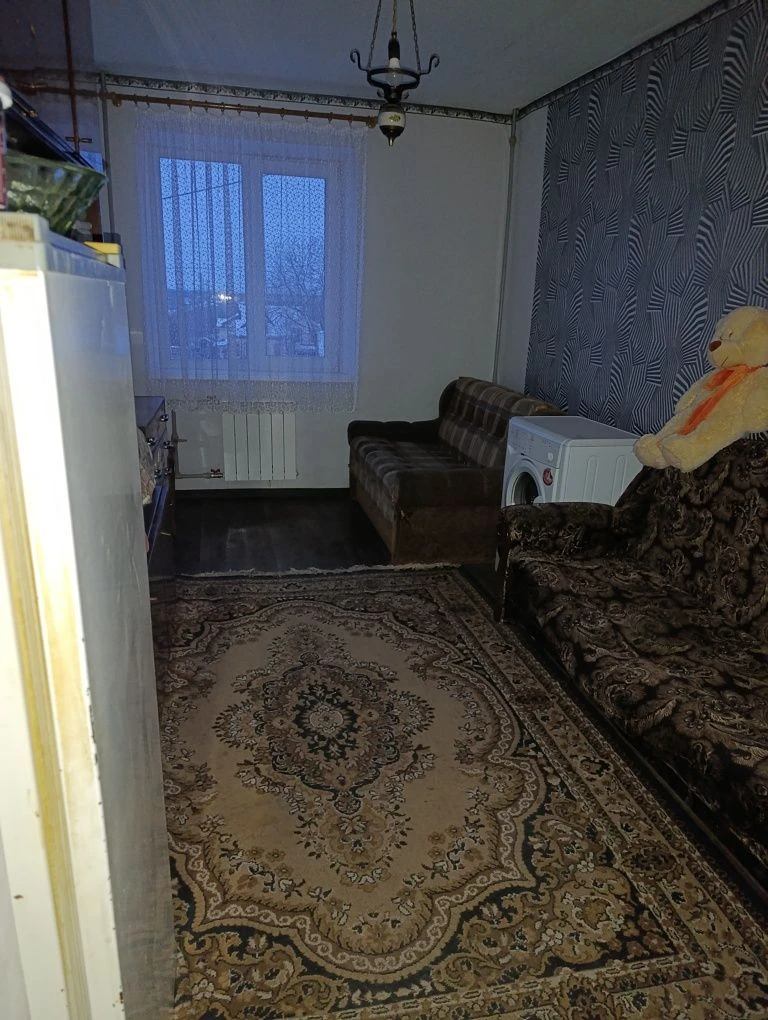 Продам кімнату у гуртожитку Чугуїв (не Дружба)