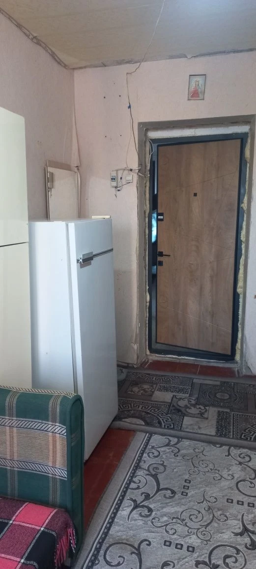 Продам комнату в общежитии.