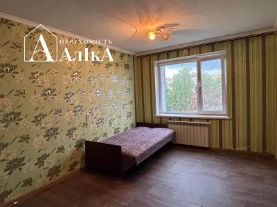 Продам кімнату в секції