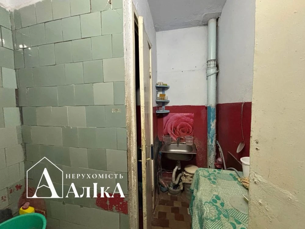 Продам кімнату в секції
