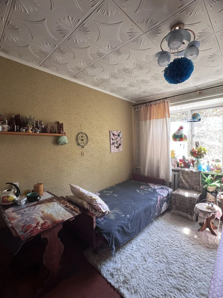 Кімната в центрі міста