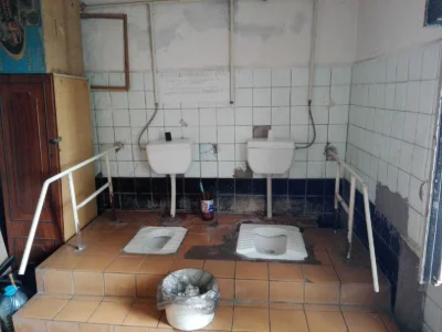 Продам велику малосімейку у Крюкові.