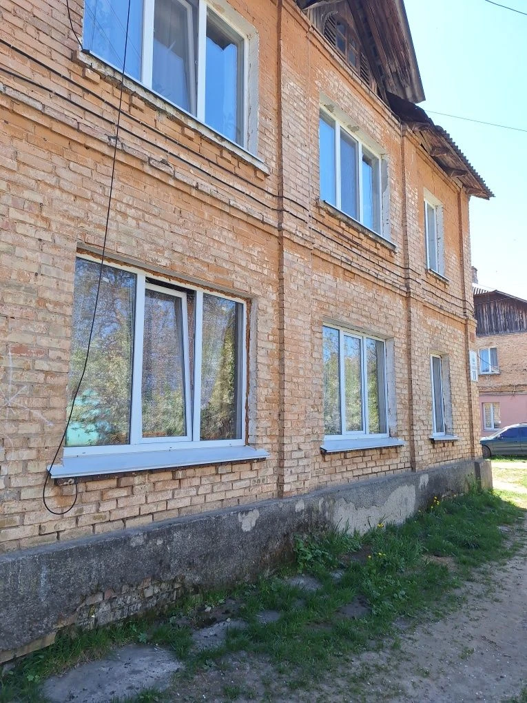 Продаю кімнату в комунальній квартирі по вулиця Мазепи.