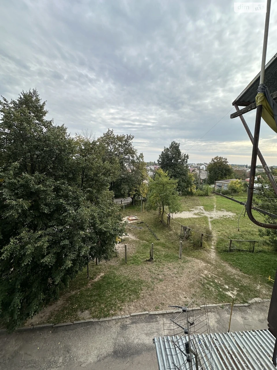 Продаж Кімната
