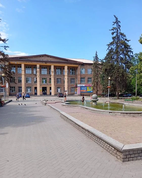 Велика 3 кімн. кв на Кічкасі вул Тенісна
