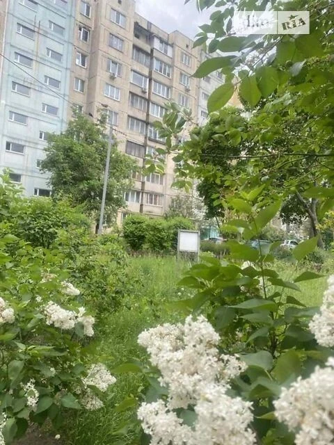 Sale of 3-room apartment 70 sq. m on Mykilsko-Slobidska street •