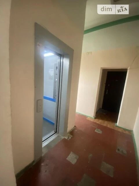 Sale of 3-room apartment 70 sq. m on Mykilsko-Slobidska street •