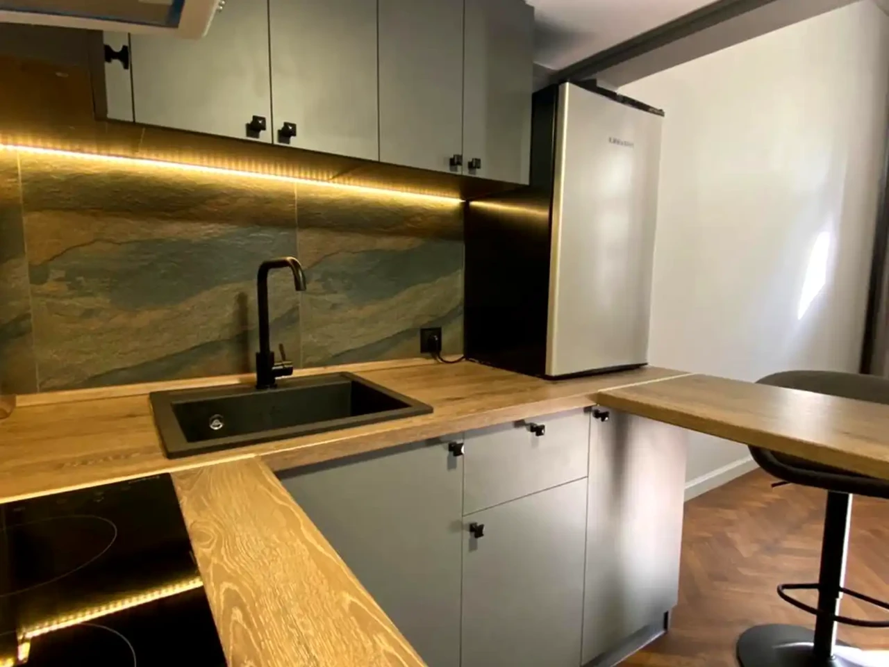 Продаж квартири 1-кімн. 26 м² 2/3 пов.
