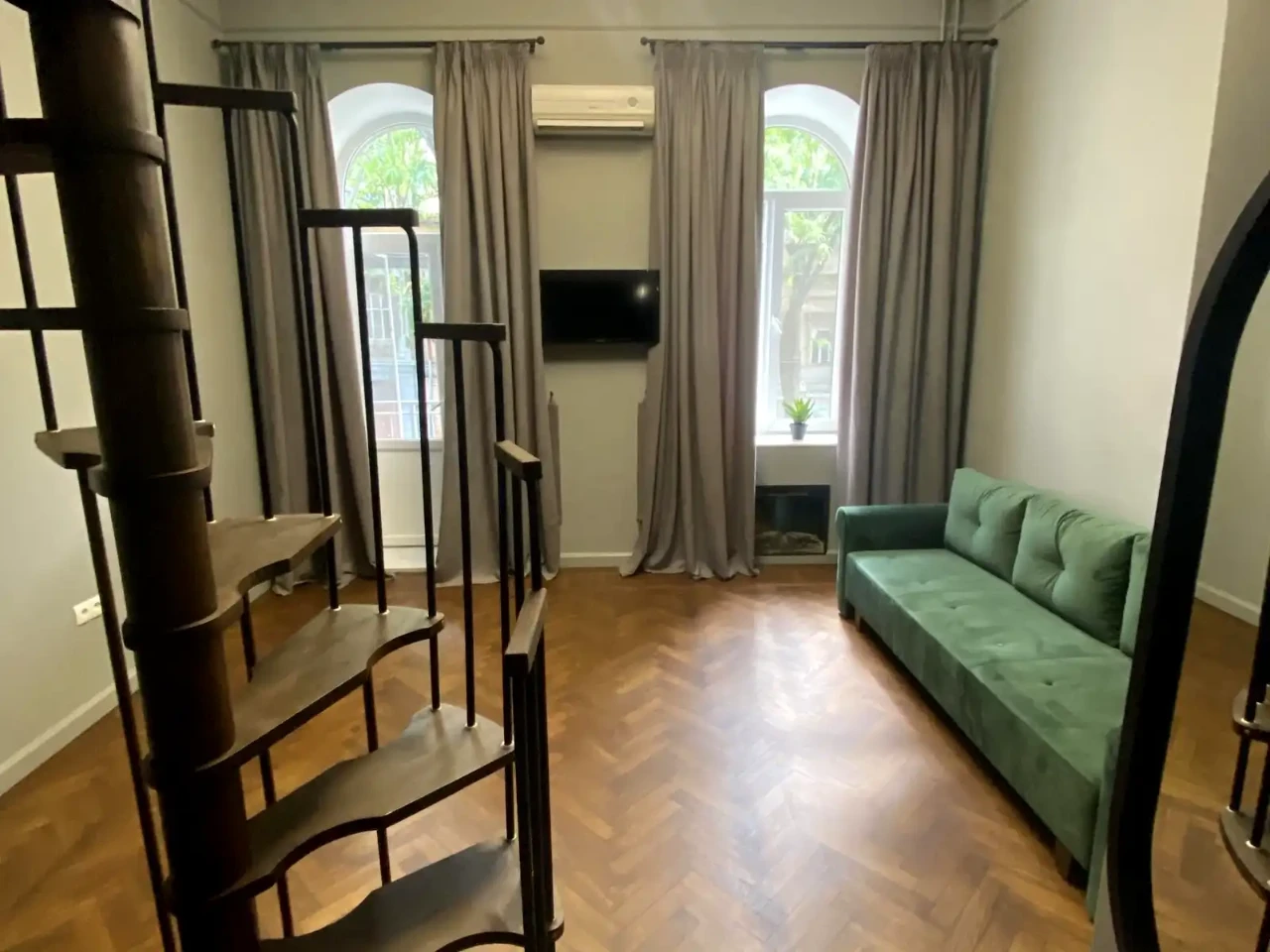 Продаж квартири 1-кімн. 26 м² 2/3 пов.