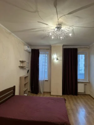 Продам 1 кімнатну квартиру. Вул. Пішонівська. ЖК "Консоль".