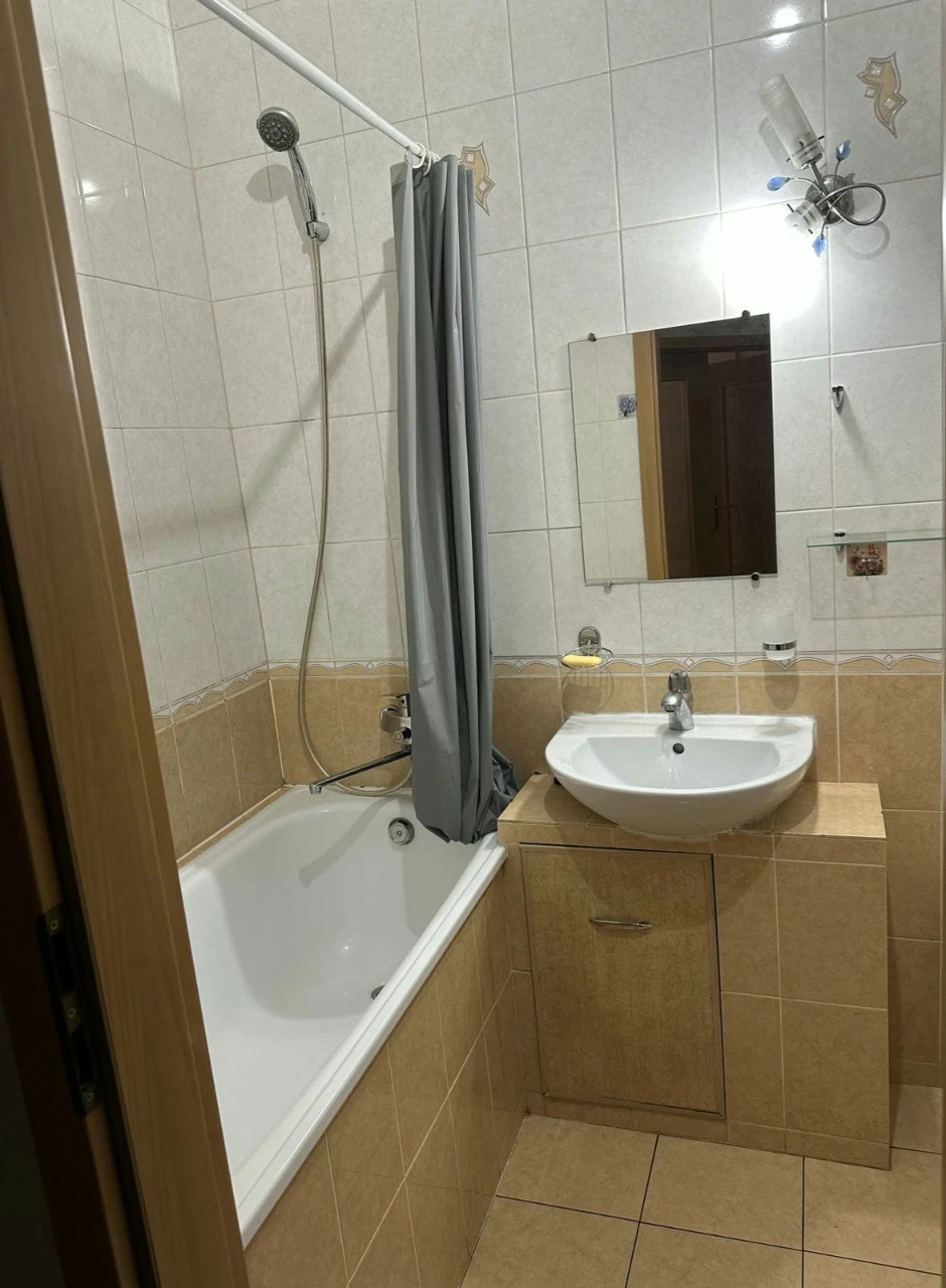 Продам 1 кімнатну квартиру. Вул. Пішонівська. ЖК "Консоль".