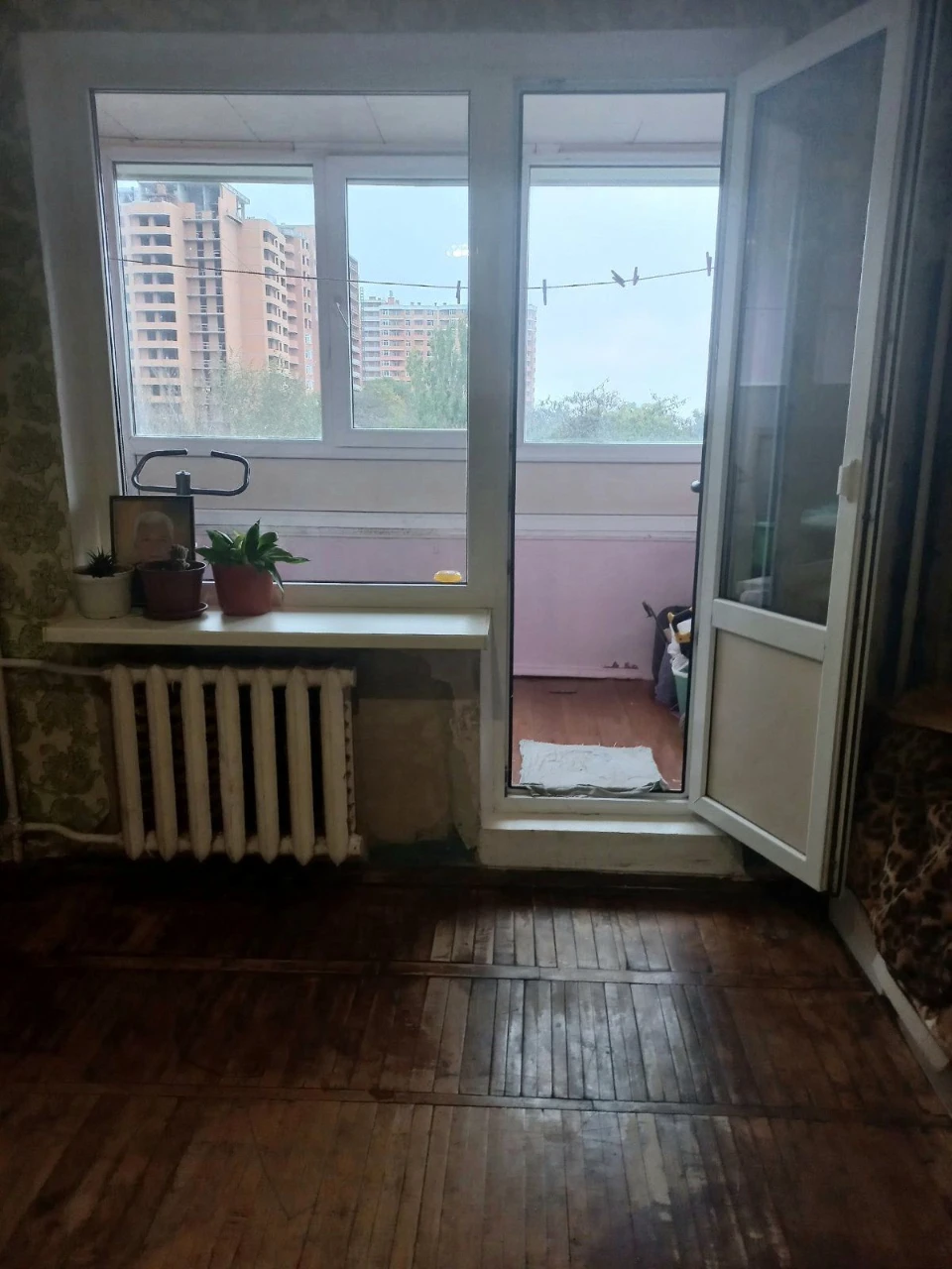 Продам 3 кімнатну квартиру. Овідіопольска дорога, кут ул.С.