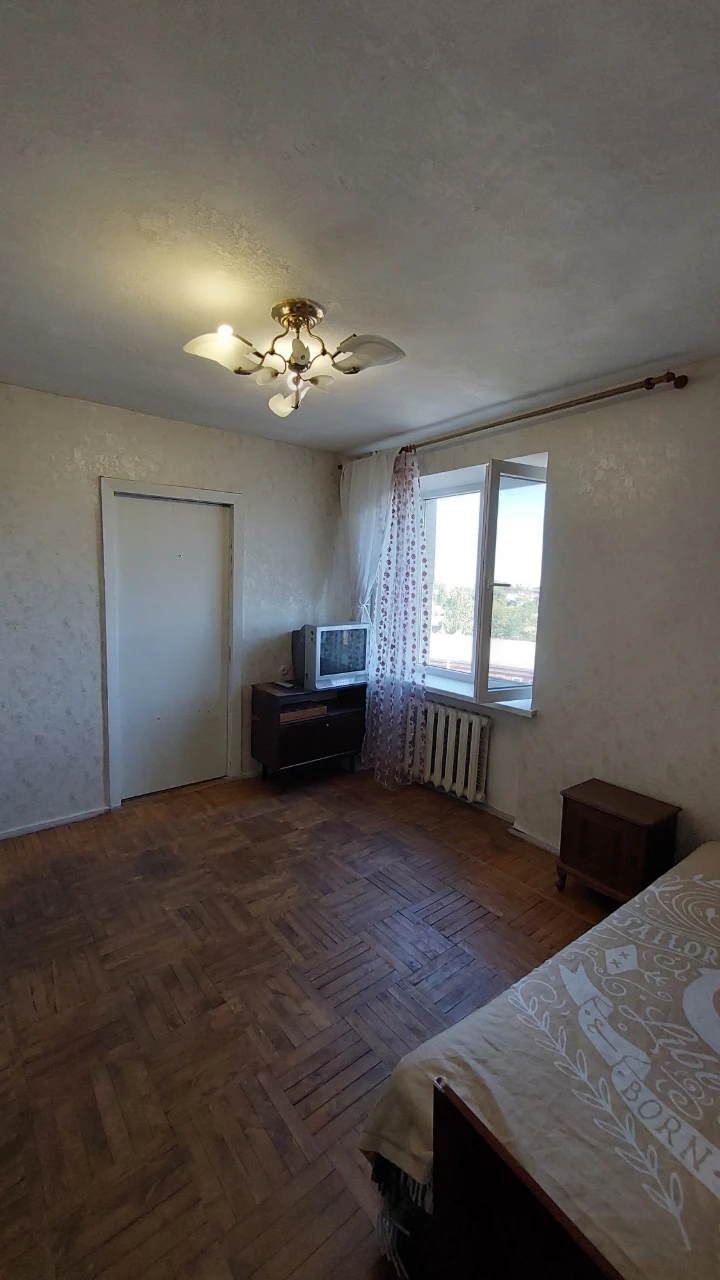 Продам 2 кімнатну квартиру. Вул.Колонтаївська, кут Старопорт