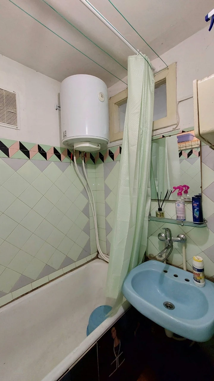 Продам 2 кімнатну квартиру. Вул.Колонтаївська, кут Старопорт