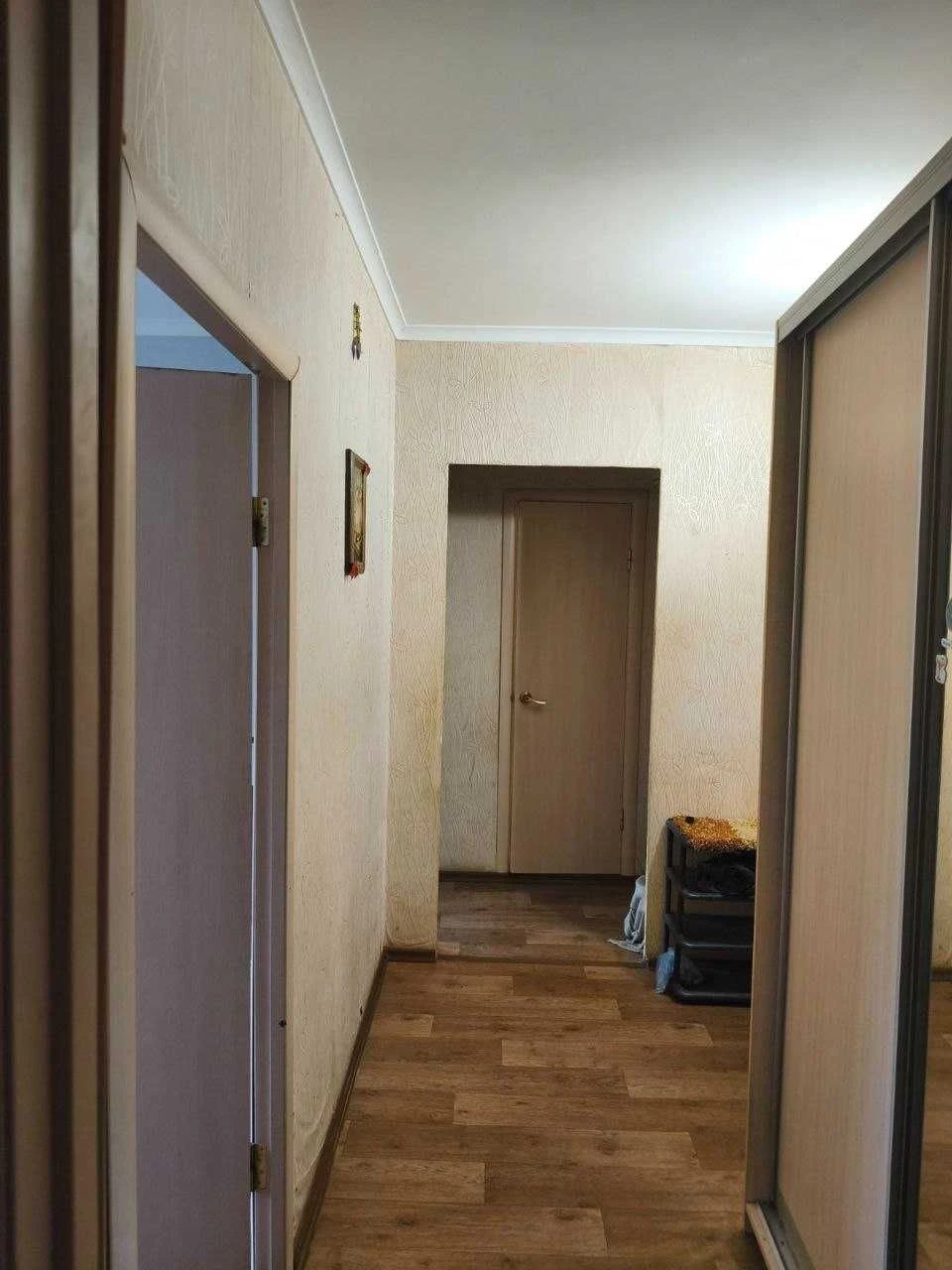 Продается 1-комнатную квартиру на  Высоцкого/Сахарова