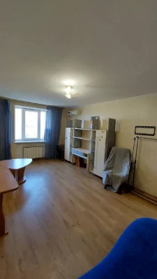 Продам квартиру. Фонтанська дорога, кут вул. Леваневского. С
