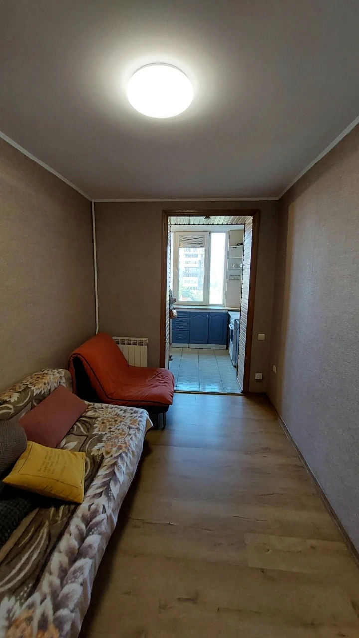Продам квартиру. Фонтанська дорога, кут вул. Леваневского. С