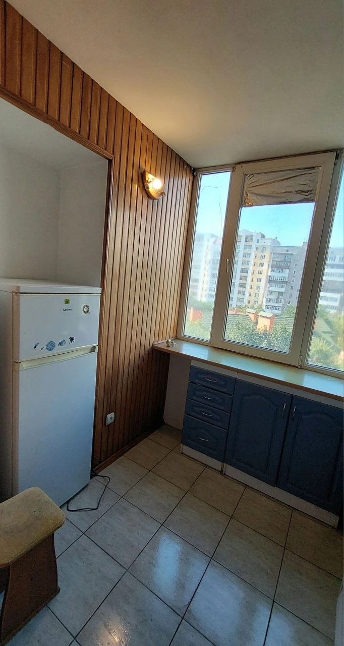 Продам квартиру. Фонтанська дорога, кут вул. Леваневского. С