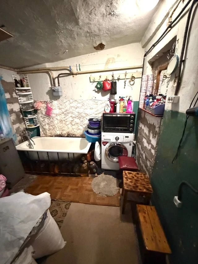 Продаж частини будинку Бородинський
