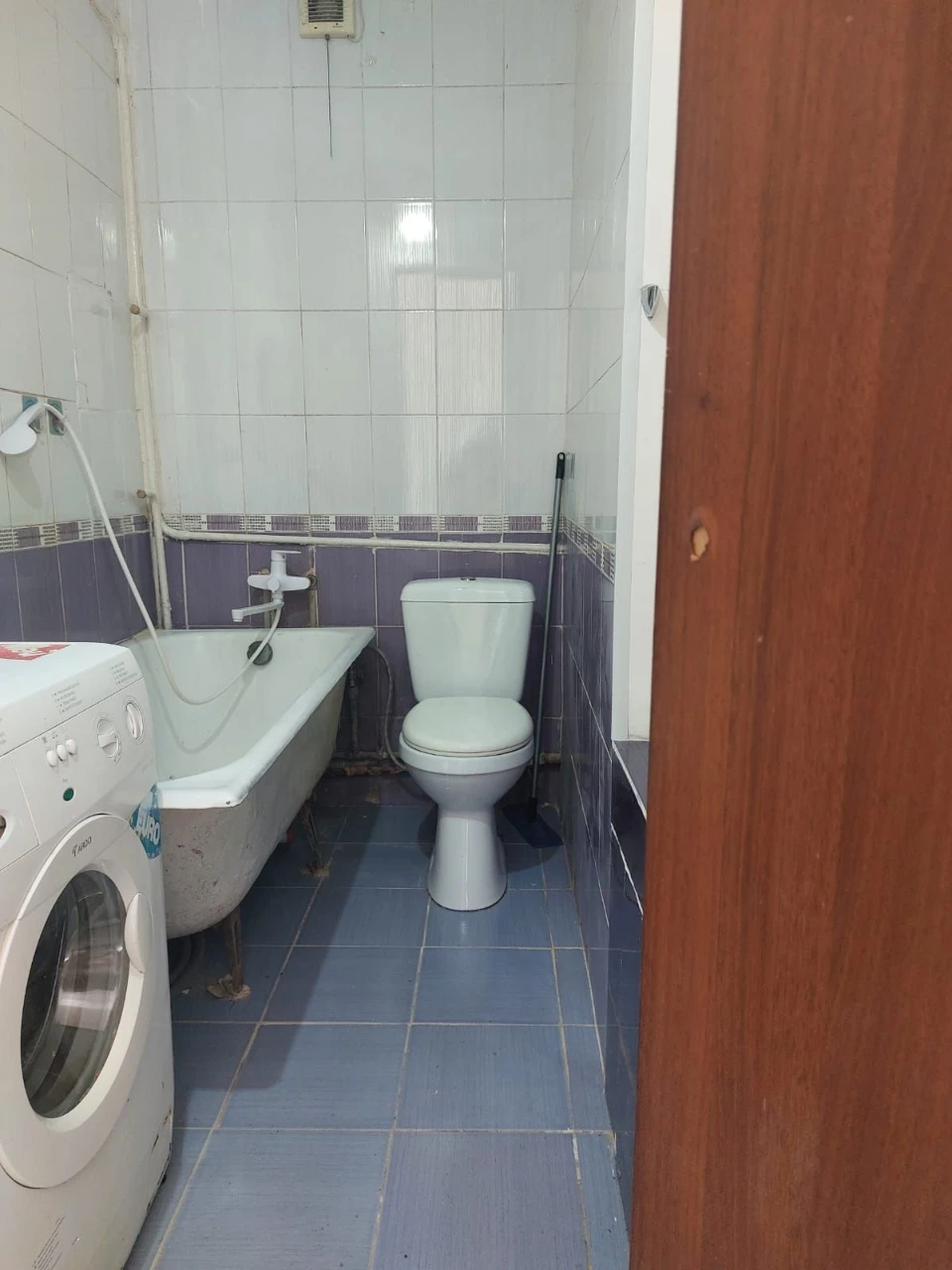 Продається затишний будинок у Лісках!