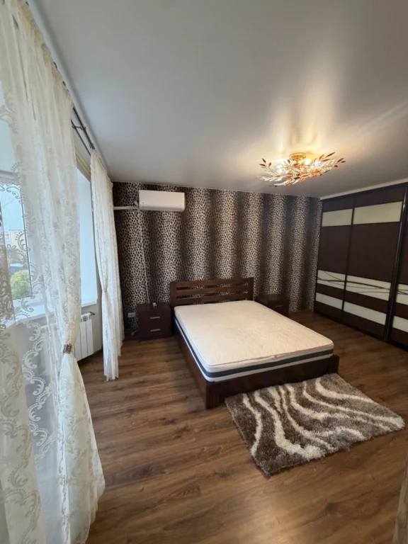 Продаж 3-ох кімнатної квартири 95,2 м.кв,  по вул. С.Короля,