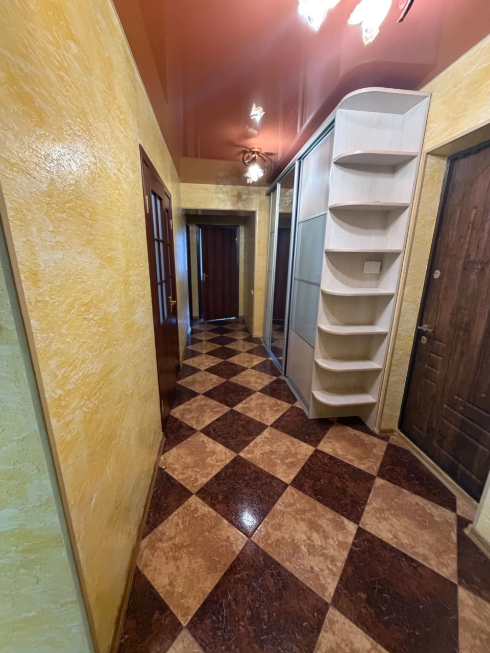 Продаж 3-ох кімнатної квартири 95,2 м.кв,  по вул. С.Короля,