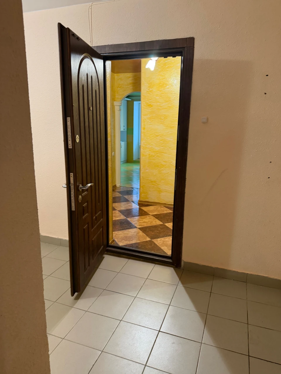 Продаж 3-ох кімнатної квартири 95,2 м.кв,  по вул. С.Короля,