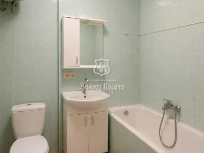 Apartment. Kyiv, Ronald Reagan St. (Theodor Dreiser), (B