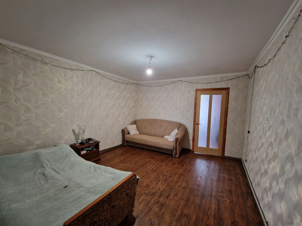 Продаж 2х кімнатної квартири з автономним опаленням.