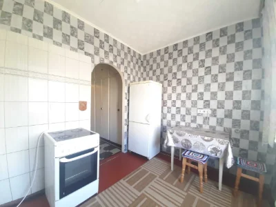 1 к. кв. бул. Висоцкого, 11. Ще 1-к кв. вул. Кубанської Укра
