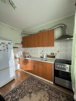 Оренда 1 кім квартири з ремонтом по вул. Радунська, 1/10.Без