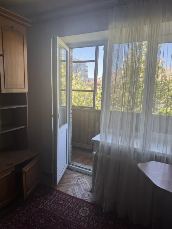 Терміново здам 2-квартиру м Нивки 10 хвилин!.Вул. Естонська1