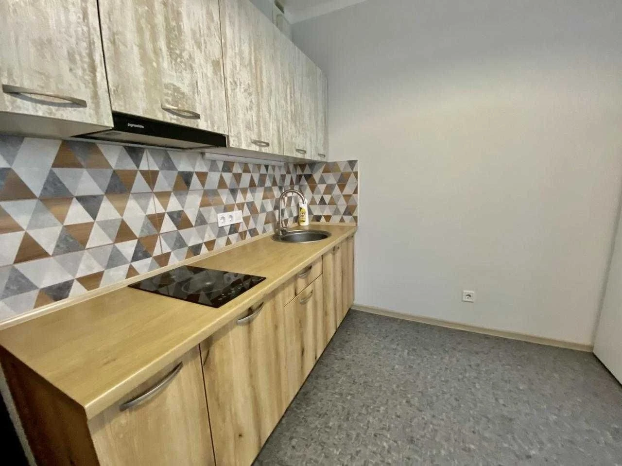 ЖК Лебединий, метро Харківська 3 хв. Світла квартира. Без %