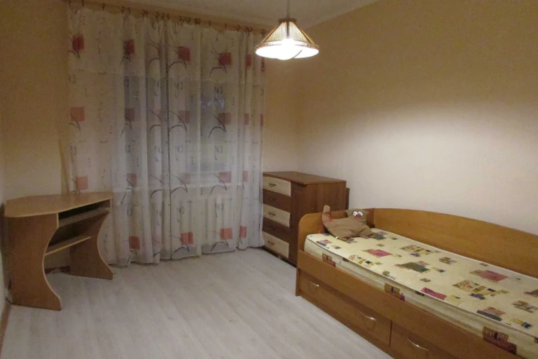 Квартира для великої родини. вул. Милославська, 8