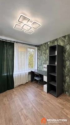 Без комісії. Оренда 1к квартири вул. Петра Запоріжців 13Б Дн