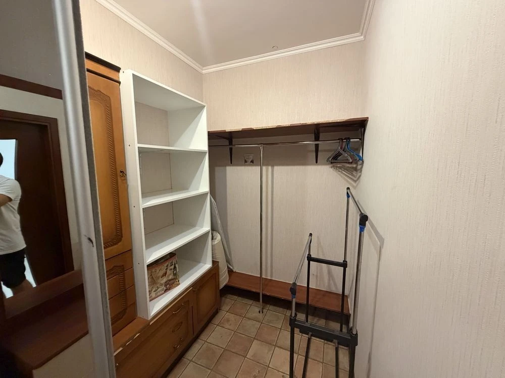 Лікоград Киів оренда однокімнатноі простороі квартири
