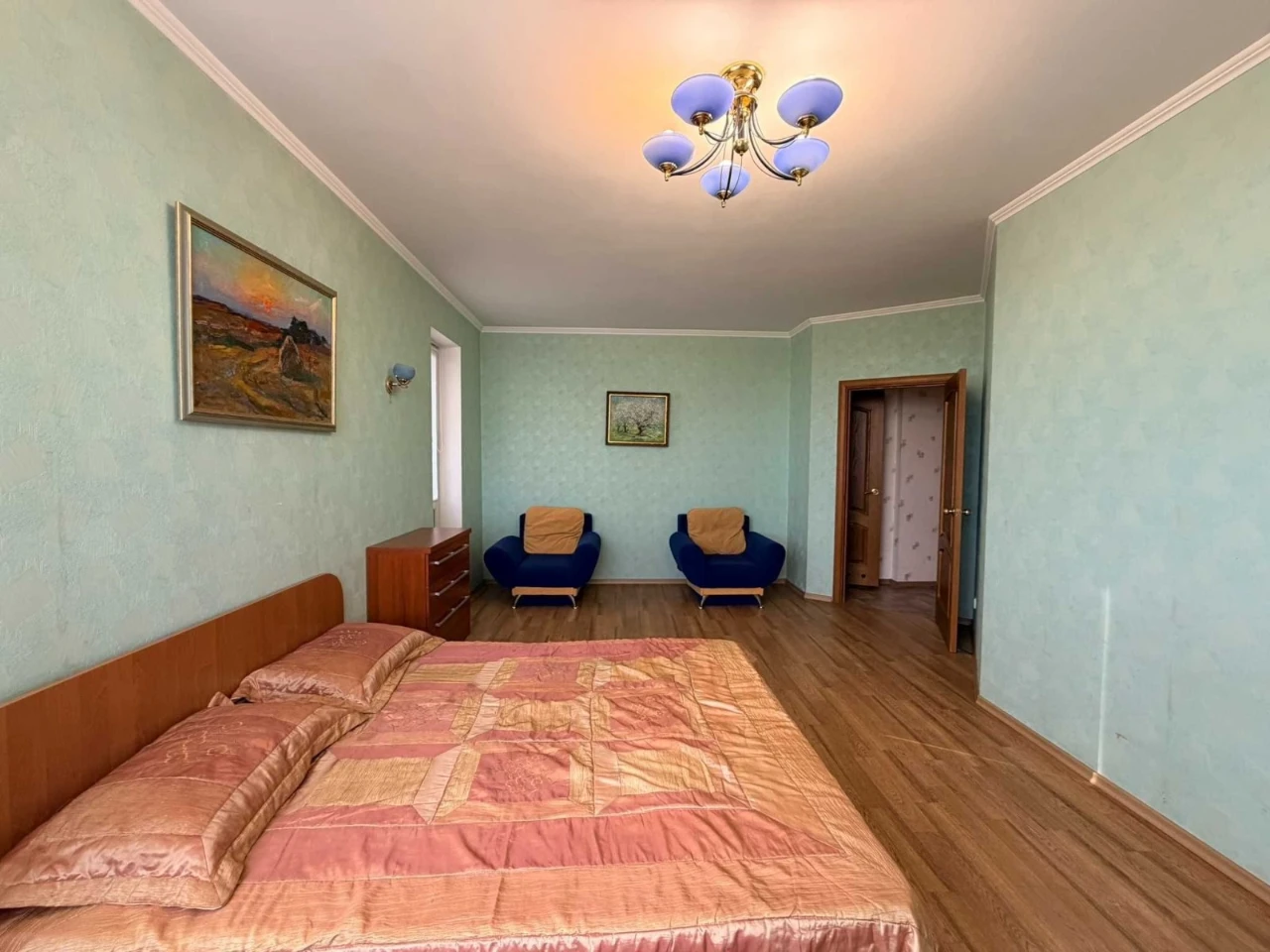 Видова 2к. з роздільним плануванням. ГЕНЕРАТОР на будинку. Б