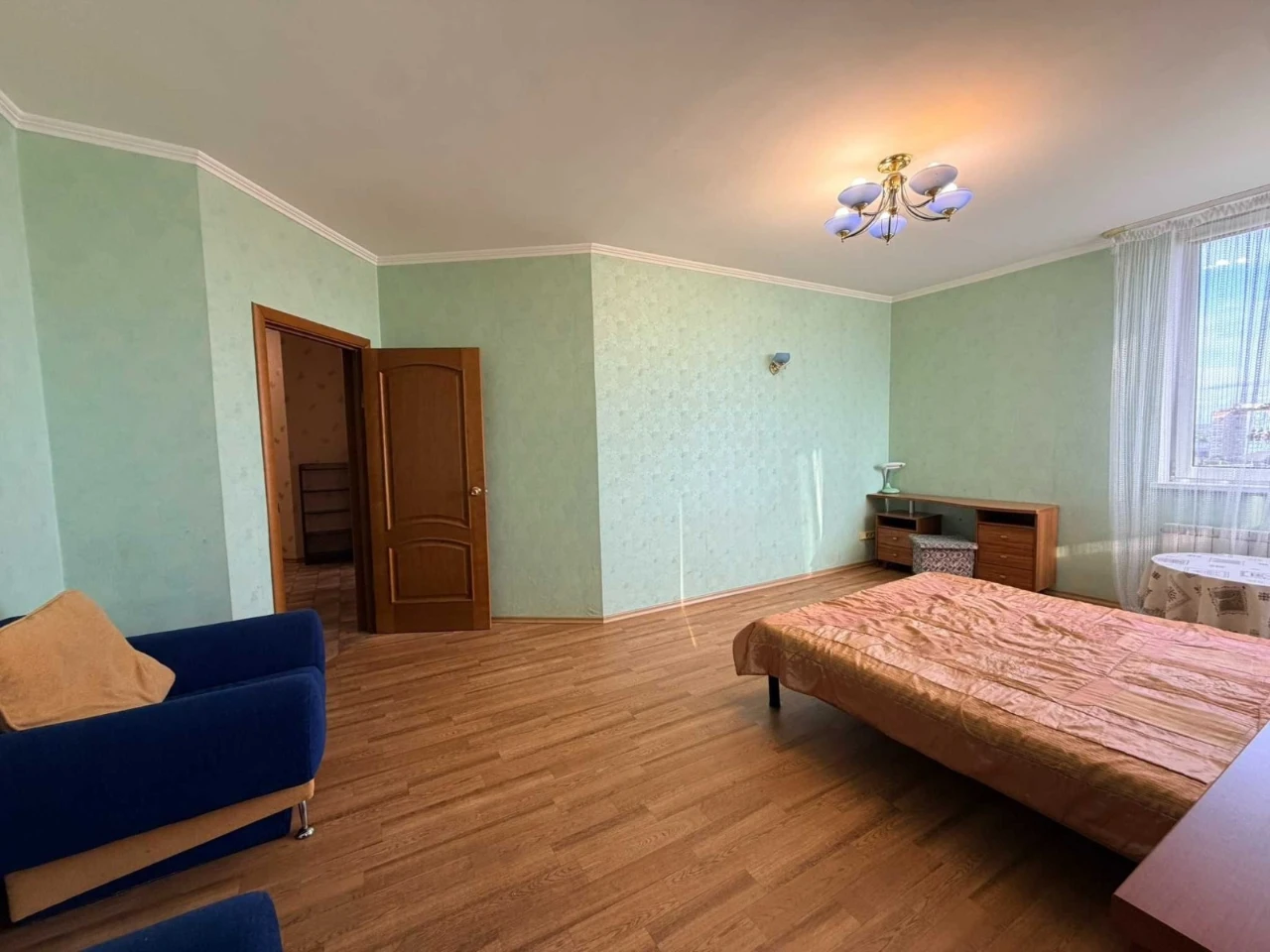 Видова 2к. з роздільним плануванням. ГЕНЕРАТОР на будинку. Б