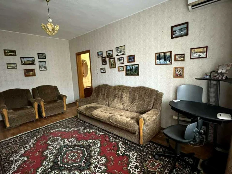 Квартира. Київ, Йорданська вул.