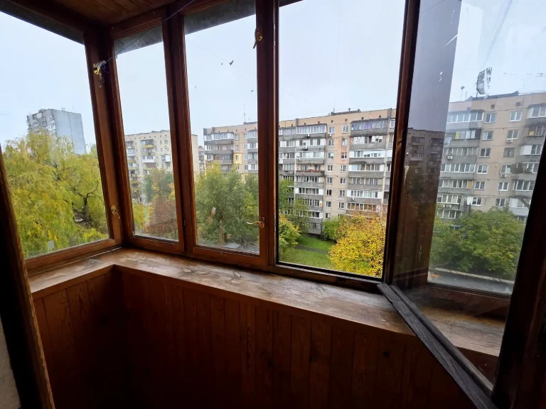 Оренда квартири 1-кімн. 27 м² 6/9 пов.