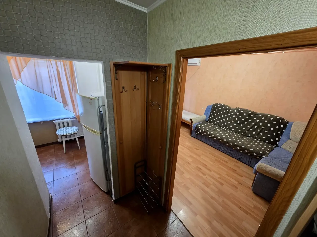 Оренда квартири 1-кімн. 27 м² 6/9 пов.
