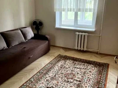 Квартира. Київ, Русанівський бульв.