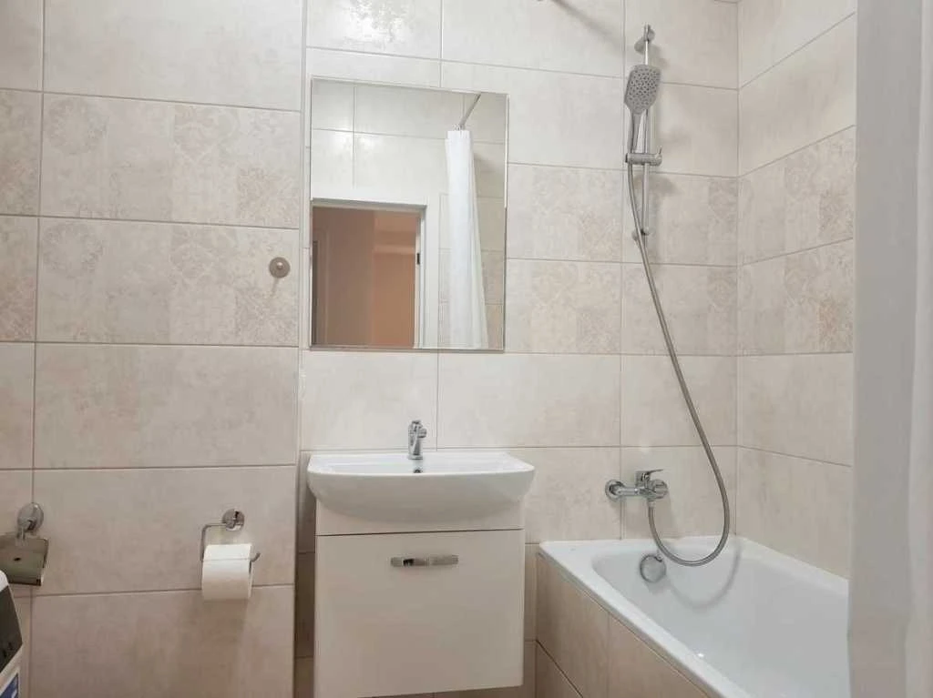 Здам однокімнатну квартиру (45 м²) у Києві, Дарницький район