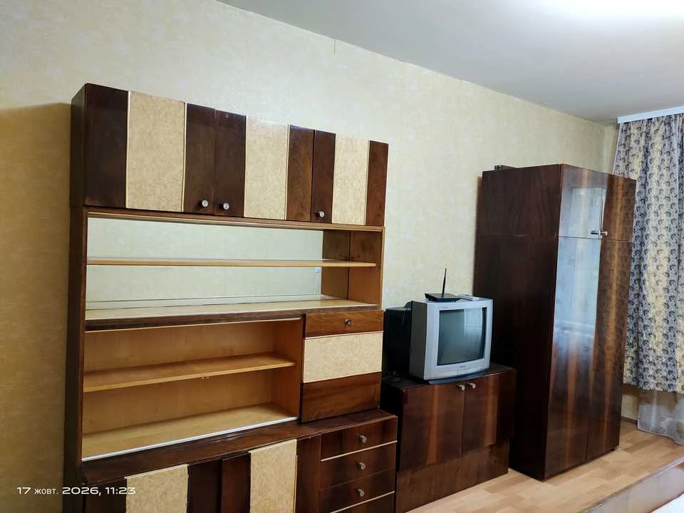 Квартира. Київ, Милославська вул.